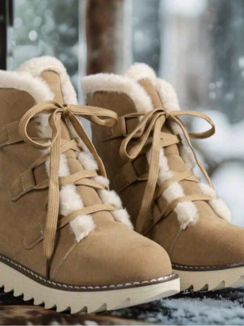 Women's Tan Shearling Lace-Up Winter Boots
